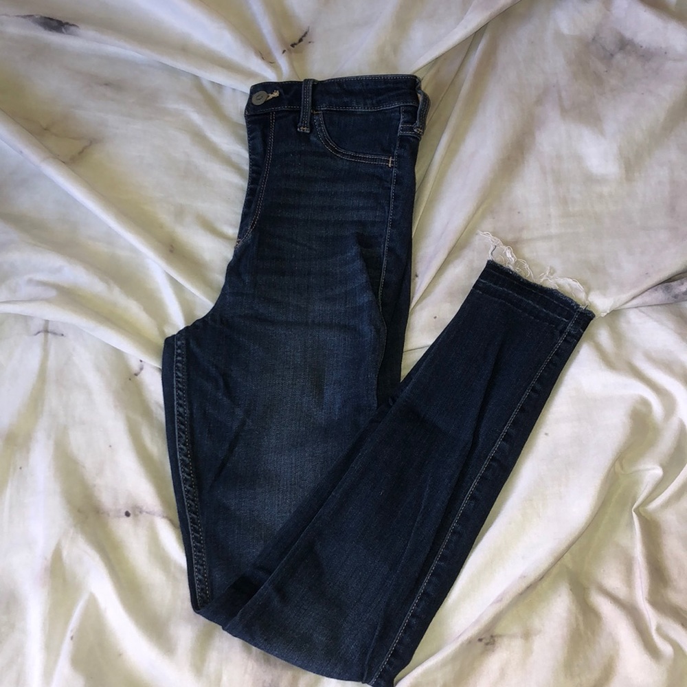 Hollister Super High Waisted Jean Legging